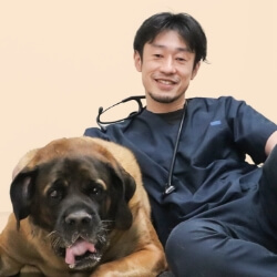 担当医 塚田 祐介